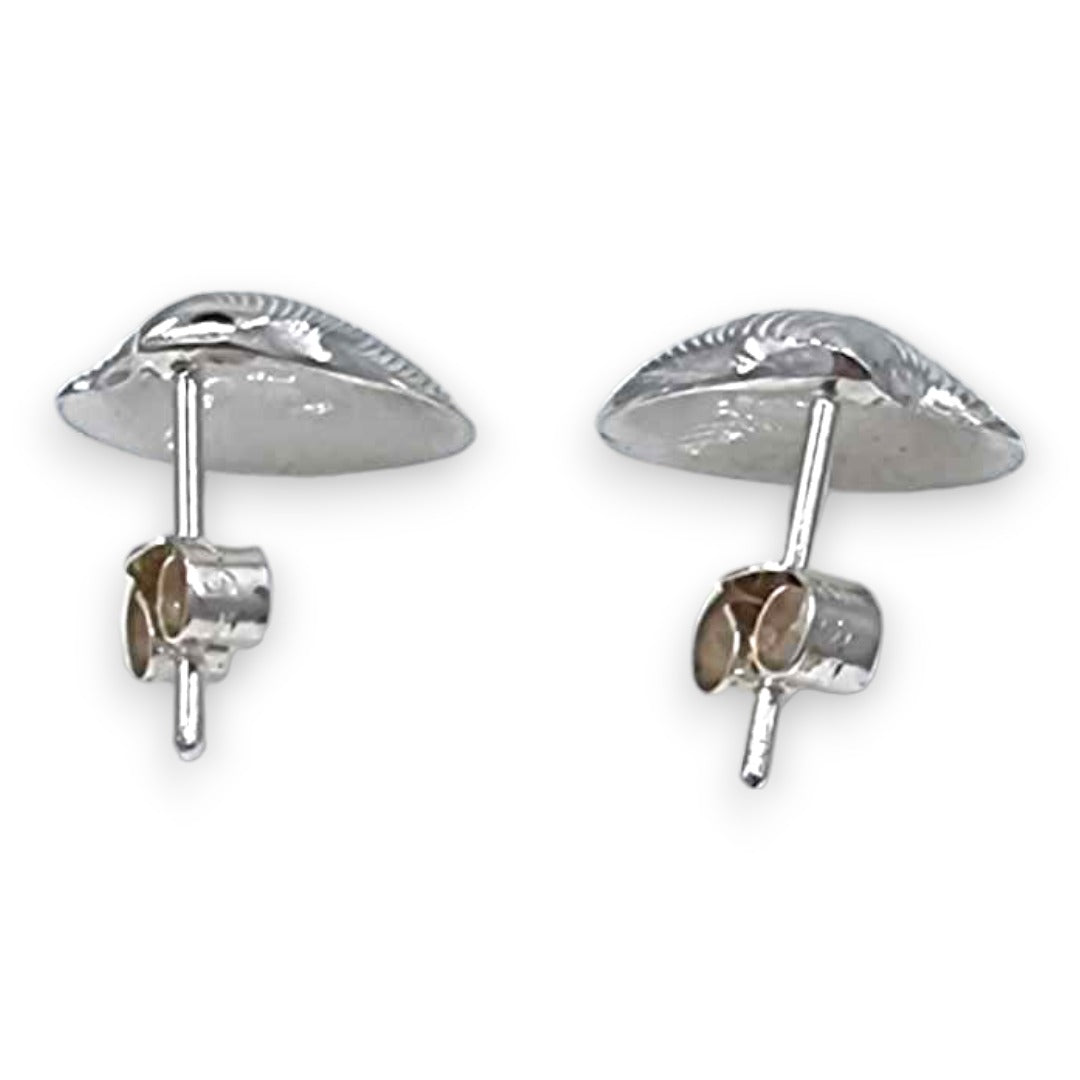 Venus Shell Stud - Earrings