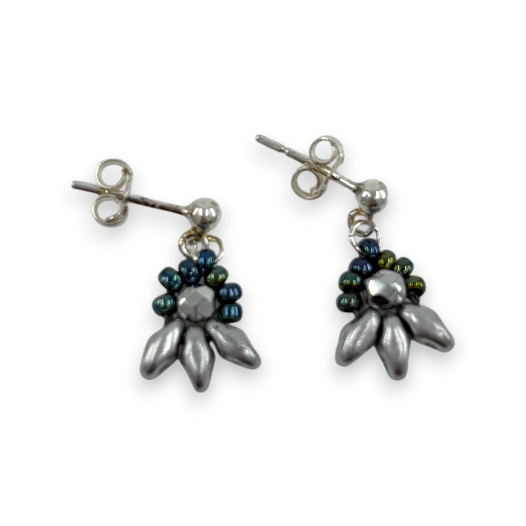 Fleur De Lys - Earrings - Gunmetal & Silver